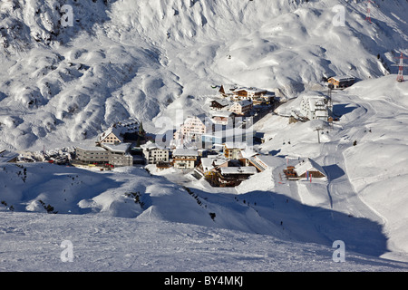 Le village de St Christoph am Arlberg en Autriche Banque D'Images