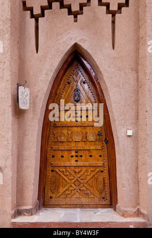 Détail de la porte à l'hôtel Riad Lamane à Zagora, Maroc. Banque D'Images