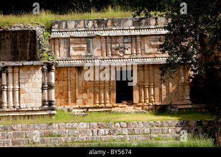 Le palais, PUCC ruines mayas de LABNA, YUCATAN, MEXIQUE Banque D'Images