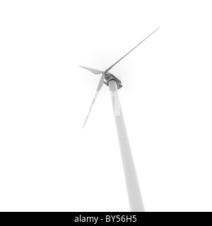 Gros plan de l'éolienne écologique à faible angle isolé découpe sur fond blanc Terre jour vert énergie concept de durabilité Banque D'Images