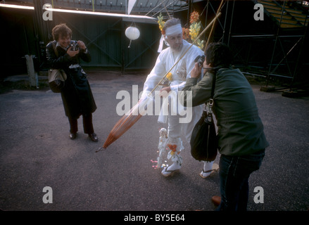 Artiste de performance John Eric Broaddus est photographié dans le Shea Stadium lors d'un festival d'Avant-Garde Banque D'Images