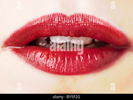 Close up image De lèvres rouges de womans Banque D'Images