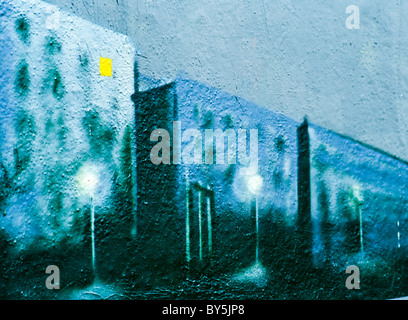 L'art du graffiti montrant un des immeubles. Banque D'Images