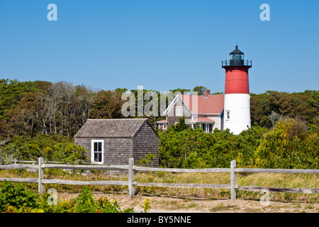 Nauset Light, ou Nauset Beach Light, est un 48 pieds de haut phare dans Eastham, Massachusetts. Banque D'Images