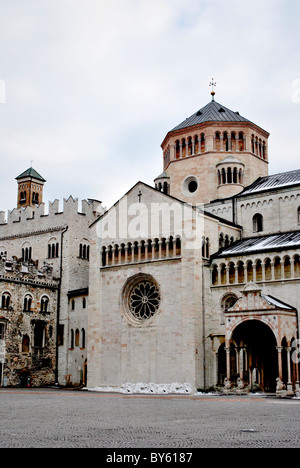 Cathédrale de trente dans la style gothique Banque D'Images