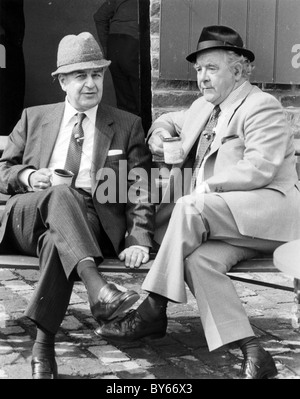 Derek Ezra, président du Conseil national du charbon, et Joe Gormley, président de NUM 1974 photo de David Bagnall Banque D'Images