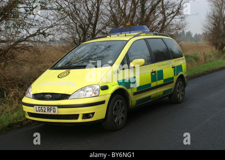 London Ambulance Service véhicule de l'agent de service Banque D'Images
