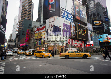 Le Swatch store à Times Square à New York Banque D'Images