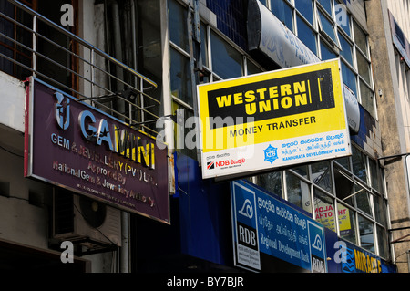 Signe de Western Union à Negombo, Sri Lanka Banque D'Images