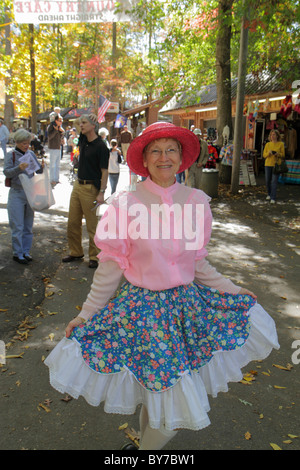 Géorgie,GA,Sud,Hiawassee,champ de foire de Georgia Mountain,Festival d'automne,Patrimoine des Appalaches du Sud,folklore,mode de vie rural,adultes femmes femmes Banque D'Images