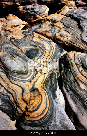 D'étranges formations géologiques, à proximité des mines de Mega Livadi, village de l'île de Serifos, Cyclades, Grèce Banque D'Images