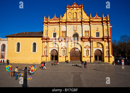 16e siècle, la cathédrale de San Cristobal San Cristobal de las Casas, Chiapas, Mexique Banque D'Images