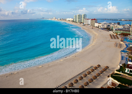 Plage à Cancun, Mexique Banque D'Images