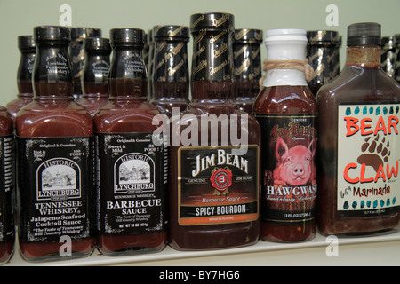 Tennessee Nashville, marché agricole de Nashville, produits locaux, vendeurs stall stands stands stand marché, acheteur achat vente, sauce barbecue, Banque D'Images