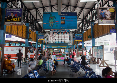 Terminal de bus longue distance La ville de Phuket Phuket Thaïlande Banque D'Images