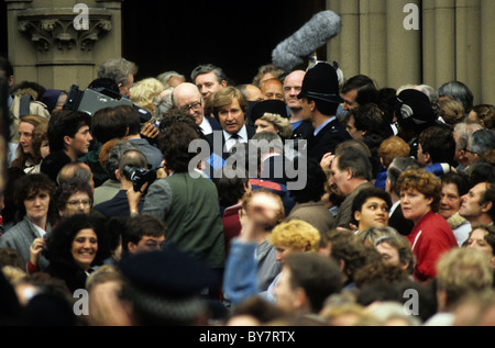 L'acteur William Roache alias Ken Barlow à Pat Phoenix funeral Banque D'Images