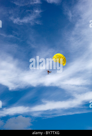 Patong Beach Phuket Thailand parapente Banque D'Images