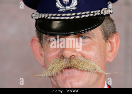 Un concurrent à la barbe et moustache Championships à Brighton, Angleterre. Photo par James Boardman. Banque D'Images