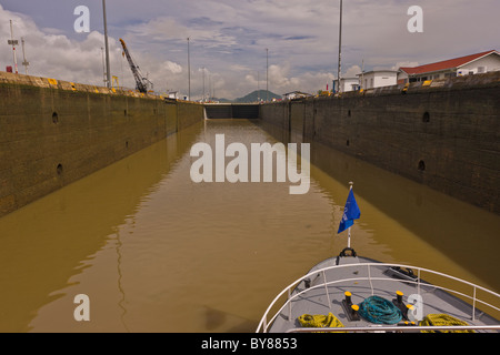 PANAMA - Miraflores Locks sur Canal de Panama. Banque D'Images