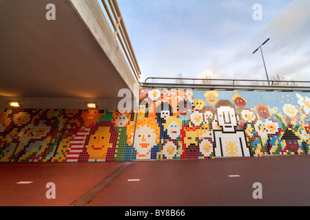 Zaandam, Hollande. Ce que l'on appelle Pixel Poort Location Tunnel. Connexion d'Amsterdam et Zaandam. Les Pays-Bas Banque D'Images