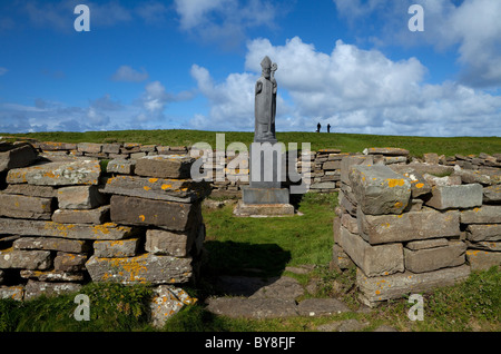 La sculpture de Saint Patrick sur Downpatrick Head, dans le comté de Mayo, Irlande Banque D'Images