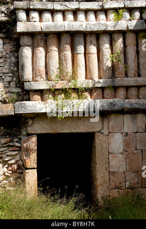 Le palais, PUCC ruines mayas de LABNA, YUCATAN, MEXIQUE Banque D'Images