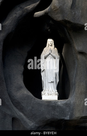 Notre Dame de Lourdes et de Grotto Banque D'Images