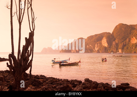 AO ton Sai (baie de Tonsai), Ko Phi Don, Thaïlande, Asie du Sud-est Banque D'Images