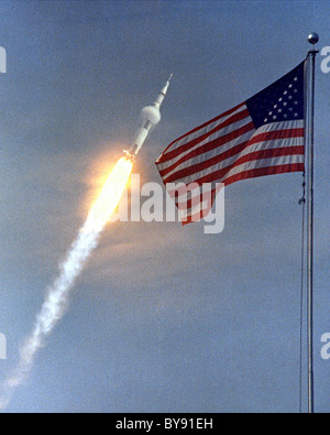 Apollo 11, la première mission d'atterrissage lunaire décolle du centre spatial Kennedy, le complexe de lancement du 39A. Banque D'Images