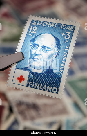 Timbre commémoratif de 1948 finlandais. Johan Ludvig Runeberg, le poète national de la Finlande Banque D'Images