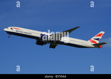 BRITISH AIRWAYS. BOEING 777 300 Banque D'Images