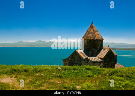 Le monastère de Sevanavank au lac Sevan, en Arménie, au Moyen-Orient Banque D'Images