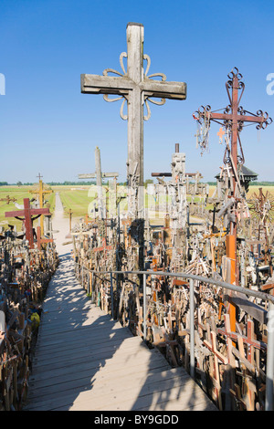 Kriziu kalnas, La Colline des Croix, un site de pèlerinage, 12 km au nord de la ville de Kaunas, Lituanie, dans le Nord de l'Europe Banque D'Images