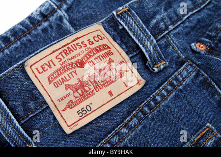 Levi Strauss jeans bleu sur l'étiquette Banque D'Images