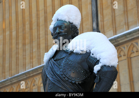 Statue de William Herbert, 3e comte de Pembroke, Bodleian Library, Oxford, UK. Banque D'Images