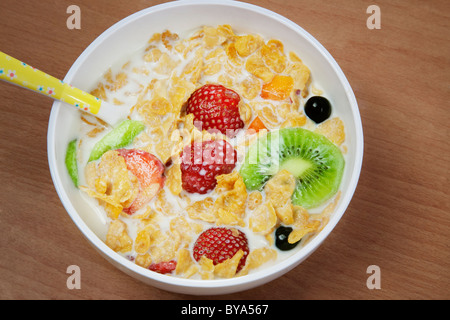 Dans un bol de céréales pour petit déjeuner Banque D'Images