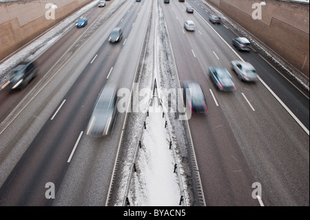 Le trafic sur une autoroute, la Suède Banque D'Images