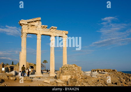 Temple d'Apollon à côté, Riviera turque, la Turquie, l'Asie occidentale Banque D'Images