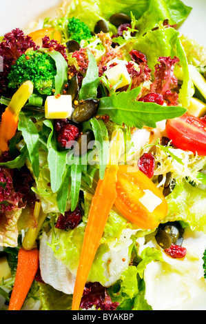 Salade de légumes mélangés frais extreme close up ,aliment très sain Banque D'Images