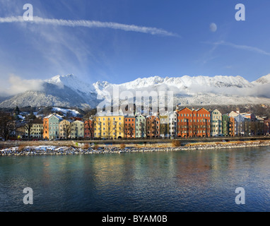 Au Tyrol - Innsbruck : (River Inn & Nordkette) Banque D'Images