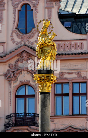 Colonne de la peste de la Vierge Marie, Place de la République, Pilsen, en Bohême, République Tchèque, Europe Banque D'Images