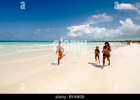 Plage de Cayo Coco, l'archipel de Camagüey, Province Ciego de Avila, Cuba Banque D'Images