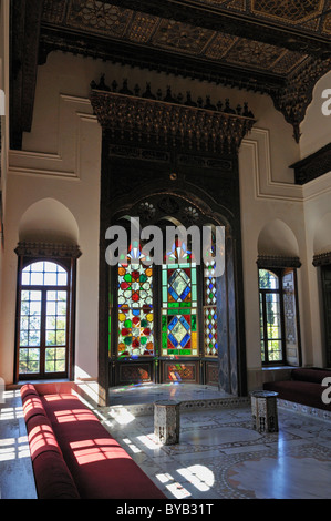 Salon oriental dans le centre historique de Beit ed-Dine, Palais de Beiteddine Emir Béchir, Chouf, Liban, Moyen-Orient, Asie de l'Ouest Banque D'Images