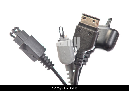 Diverses fiches pour téléphone mobile, des connexions de charge fiche micro-USB la normalisation en 2011 Banque D'Images