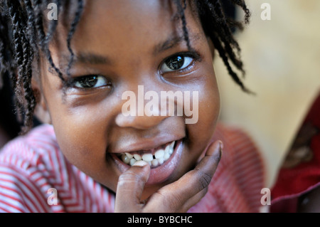 Portrait d'une fille, Petit Goave, Haïti, Caraïbes, Amérique Centrale Banque D'Images