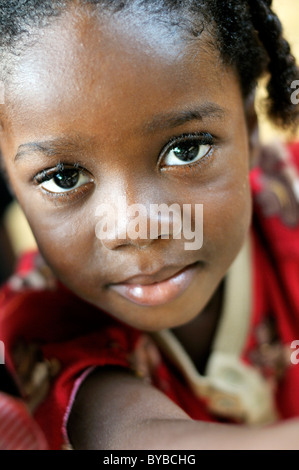 Portrait d'une fille, Petit Goave, Haïti, Caraïbes, Amérique Centrale Banque D'Images