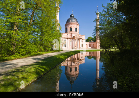 Château de Schwetzingen, Rote Moschee mosquée dans le jardin du château de Schwetzingen, Palatinat, Bade-Wurtemberg, circonscription électorale Banque D'Images