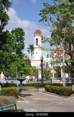 Catedral de la Purisima Concepcion dans le Parque Jose Marti, quartier historique, Cienfuegos, Cuba, Caraïbes, Amérique centrale Banque D'Images