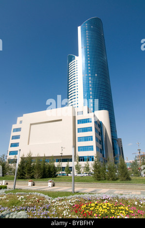 Immeubles de bureaux modernes, Astana, Kazakhstan, en Asie centrale Banque D'Images