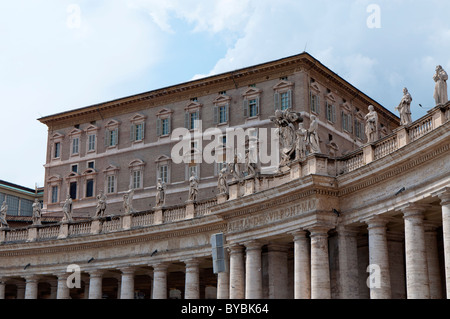 Le palais apostolique du Vatican ; Banque D'Images